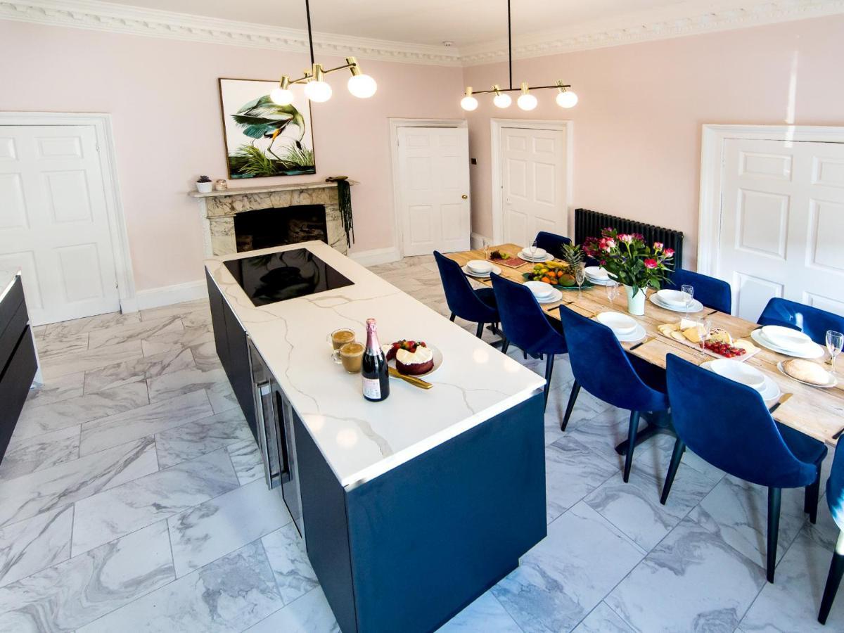 Maison Parfaite Yo1 - Exquisite 400 Year Old, City Centre Townhouse York Exteriér fotografie